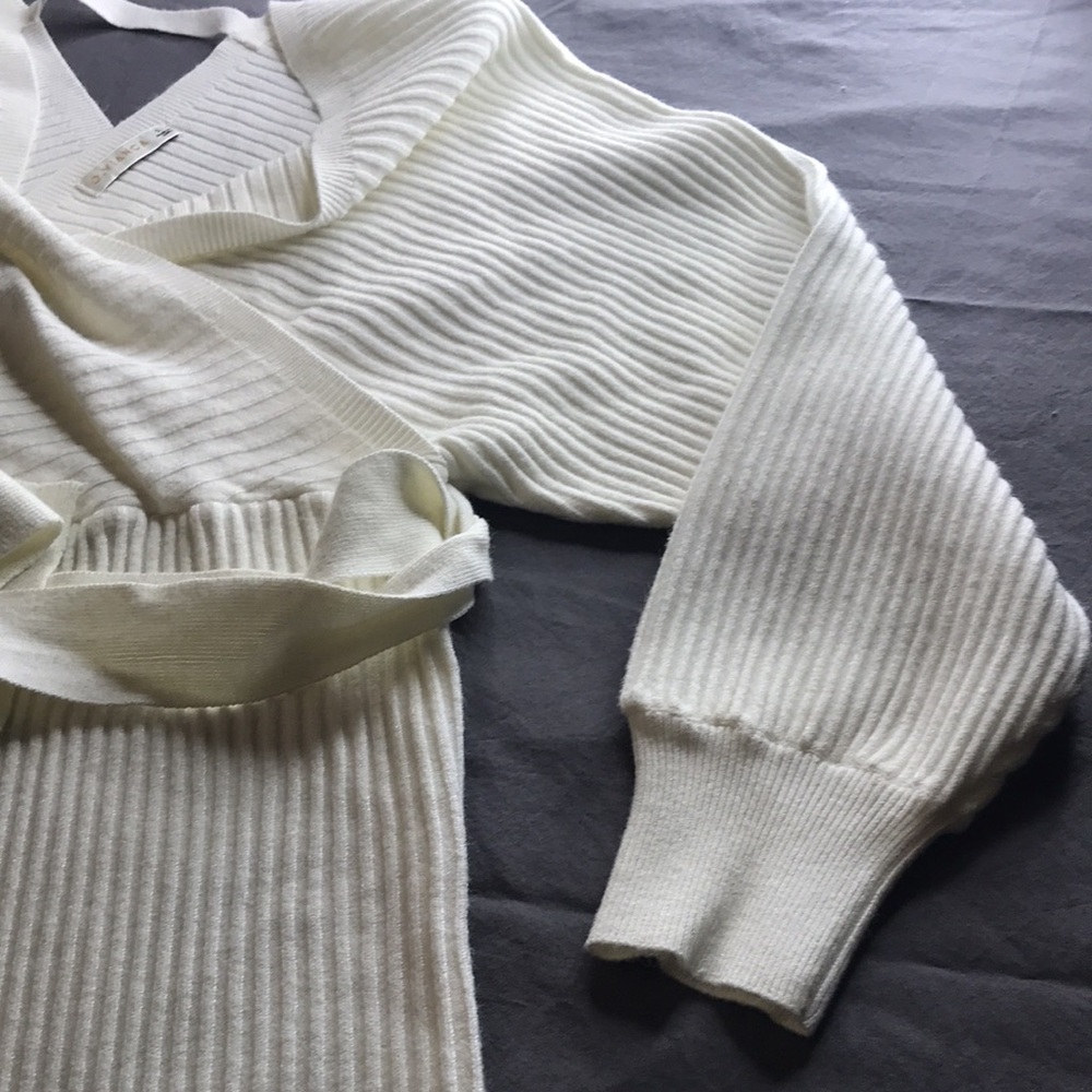 O. Vianca Off White Long Sleeves Sweater Dress Size S View 4